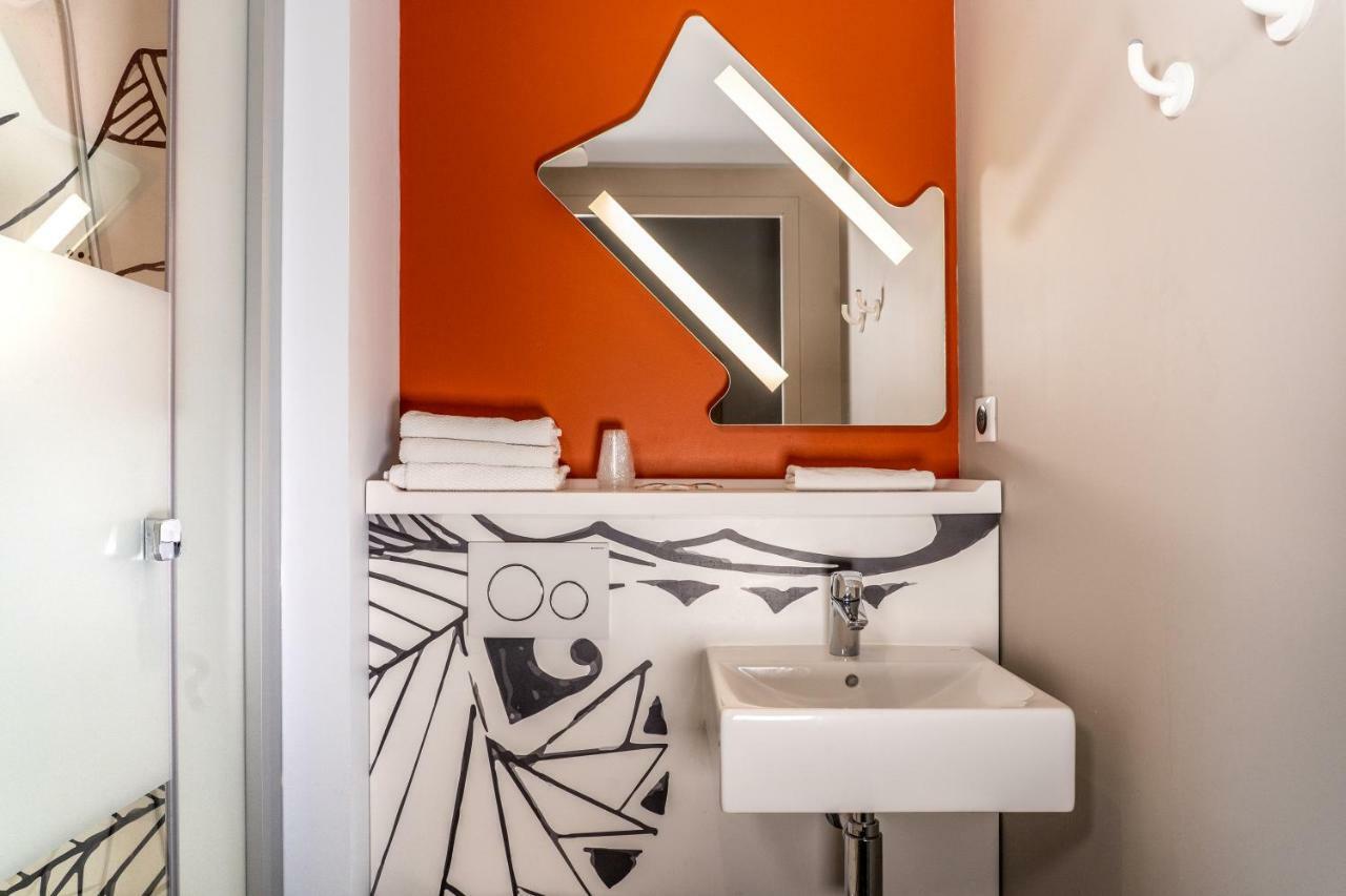 Ibis Budget Aubenas Bagian luar foto