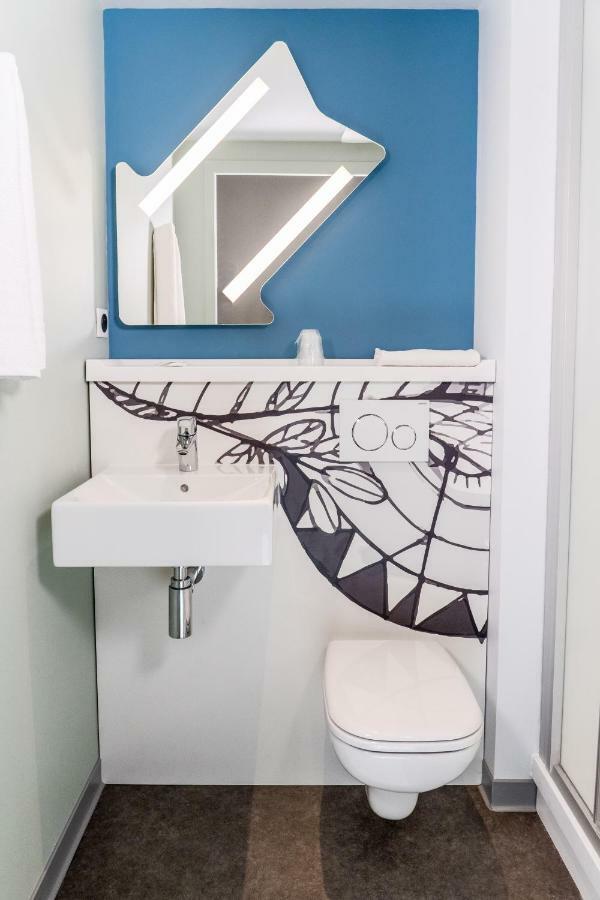 Ibis Budget Aubenas Bagian luar foto
