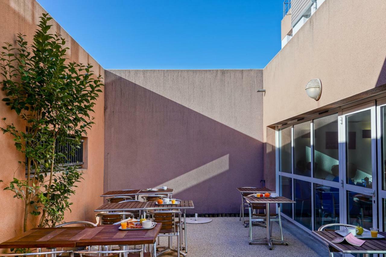 Ibis Budget Aubenas Bagian luar foto