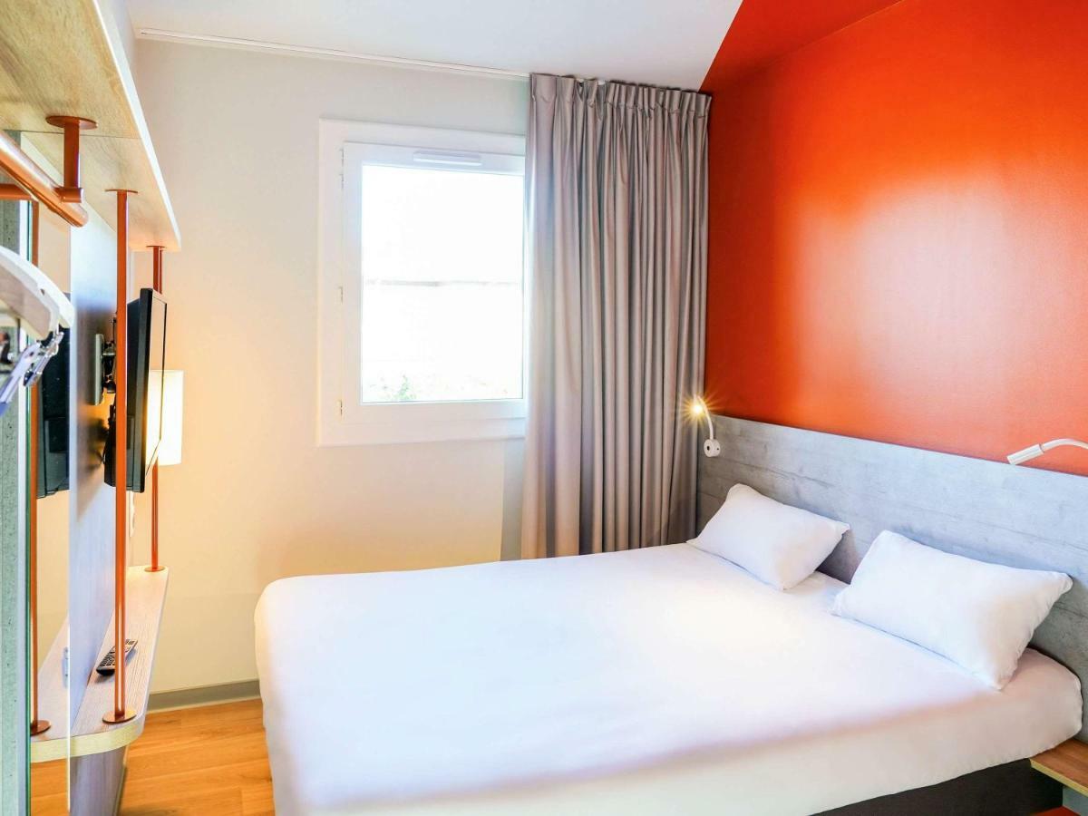 Ibis Budget Aubenas Bagian luar foto