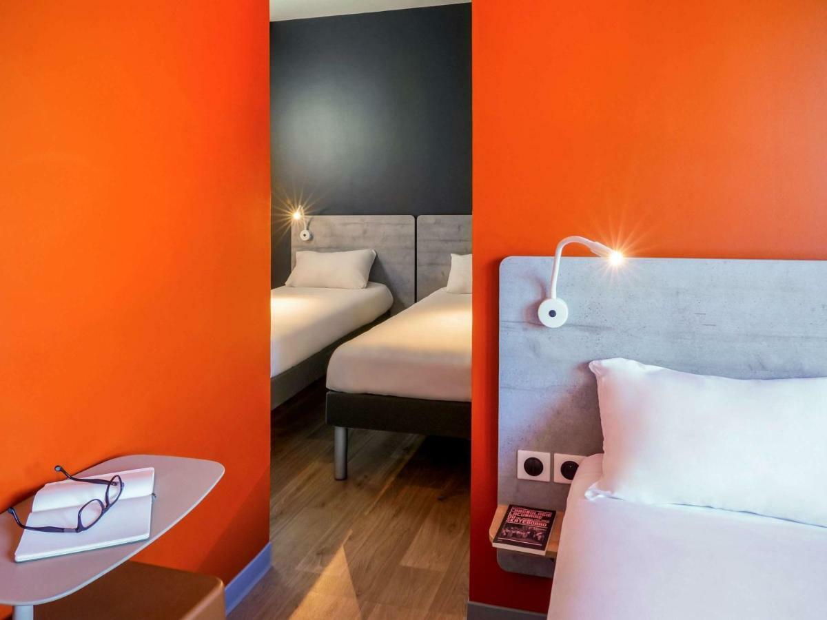 Ibis Budget Aubenas Bagian luar foto