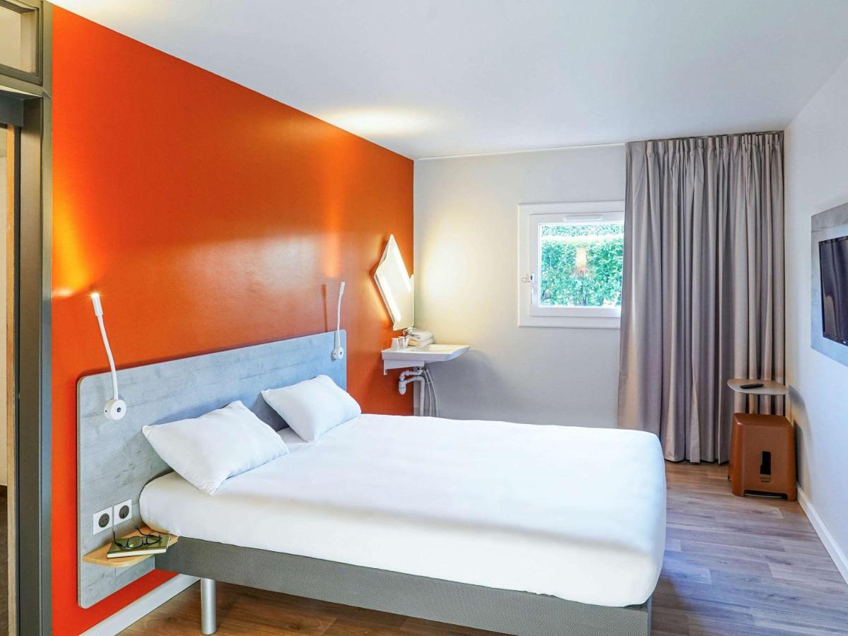 Ibis Budget Aubenas Bagian luar foto